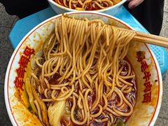 -易毛特色牛肉面(解放碑步行街店)