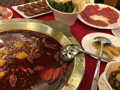 -山城年华老火锅(玉林店)