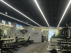 -TMG潮流健身(奥体莲荷里店)