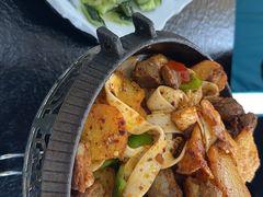 -撒拉人家.酸菜牦牛肉火锅