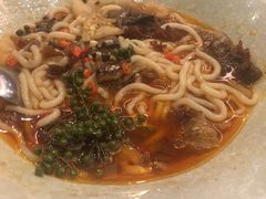 -御花园·粤菜·海鲜火锅(中山公园店)