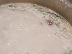 -洪氏嗨捞·广东猪肚鸡·椰子鸡火锅(西咸万象城店)