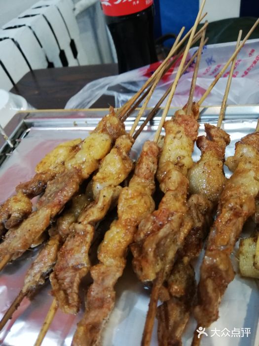 吉林北城烧烤烤羊肉串图片