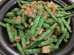 -堂瓦里·33年传统赣菜(第一街区店)