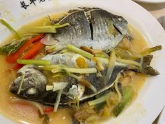 酸梅蒸鱼-长平老姿娘夜粥(平东一街店)