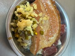 -梁阿婆廿年老牌扣肉糯米饭