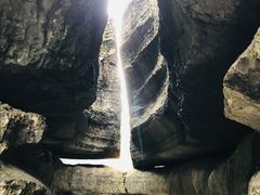 -梭布垭石林景区