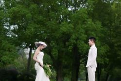 -唯一视觉婚纱摄影(石首店)