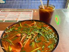 -肥汁米蘭香港米线(定西路店)