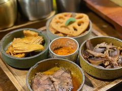 -银米·云南传统过桥米线(双廊黑金冠店)
