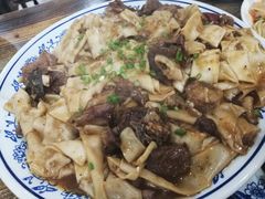 -壹阁胡羊焖饼(特色小吃街店)