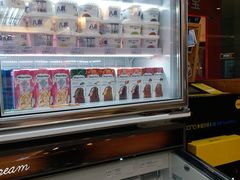 -全家便利店(金鱼胡同店)