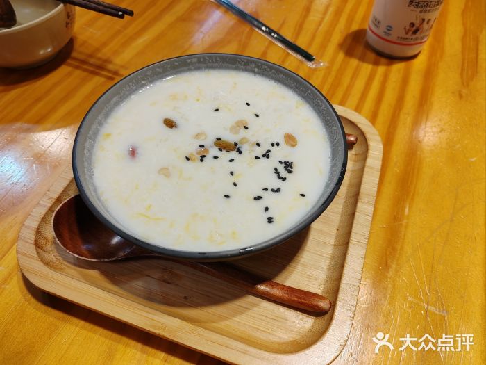 勺子米线·云南传统小吃市集(四方街店)图片