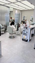 -PE SALON