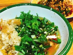 -拈签一笑黄牛肉辣卤串串