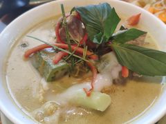 青咖喱猪肉-mango tree芒果树泰国餐厅(青岛万象城店)