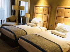 -上海东方佘山翰悦阁酒店·Vie全日制餐厅