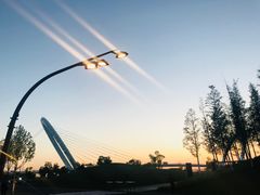-南京眼步行桥