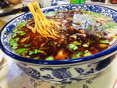-陇上全荟兰州传统牛肉面(延吉路店)