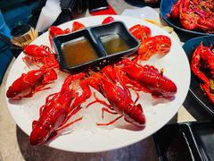 -沪小胖小龙虾(淮海中路旗舰店)