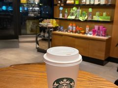 -星巴克臻选(莘庄仲盛店)