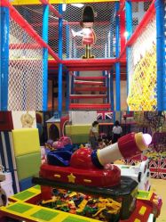 -萌宠亲子动物乐园(槐房万达店)