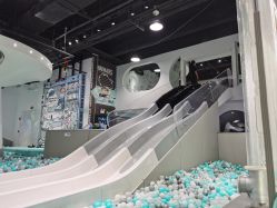 -MINI MARS KIDS CLUB亲子家庭中心(长宁天山店)