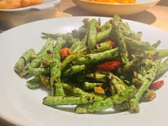 橄榄四季豆-蜜桃餐厅·伴山(湖滨商业街店)