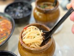 罐罐臭豆腐米线-云平风味园(护国路店)