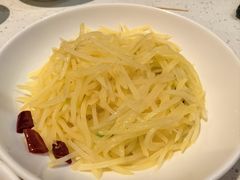 -江渔儿酸菜鱼(奥园广场金发购物中心店)