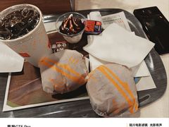 -麦当劳(轻轨曹杨路店)
