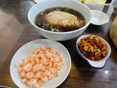 红汤面底-裕兴记•蟹黄面馆(人民广场店)