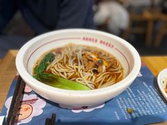 -呷佬·长沙手工米粉(金沙江路店)