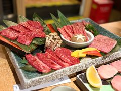 炼火拼盘-炼火烤肉店