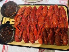 -肥肥虾庄·金牌油焖大虾(杨园滨江时代walk店)