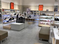 -hotwind热风(中贸广场店)