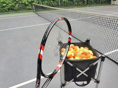 -快网网球俱乐部(徐汇爱建园店)