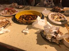 -休记光头香辣蟹干锅店(衣冠庙店)