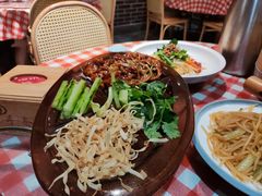 -老郑家东北春饼(龙悦居店)