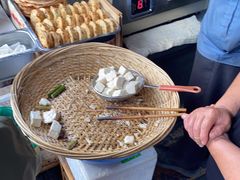 -仓桥直街臭豆腐