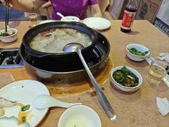 -濠轩阁特色生蚝火锅(水湾路店)
