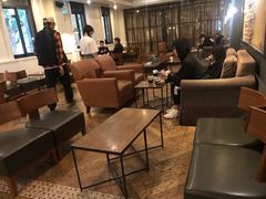 大堂-星巴克臻选(广州沙面店)