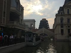 -东港音乐喷泉广场