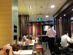 大堂-麦当劳(北京金星西路店)