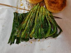 烤韭菜-新疆和田原味烤肉(西洪小区店)