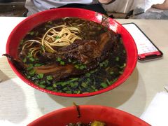 -小龙大肉面馆