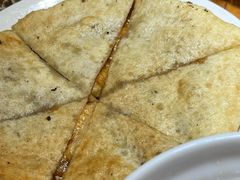 -大众跷脚牛肉馆·非遗传承单位(峨眉山店)