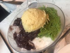 猫山王榴莲红豆煎蕊-关夫人餐厅(阳光广场店)