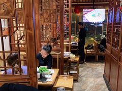 大堂-川中故事·成都老火锅(东书房店)