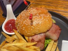 -1886德国汽车餐厅(外滩中央店)